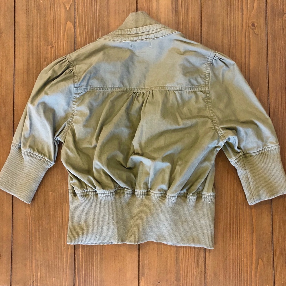 3/4 Sleeve Jacket - Picture 2 of 4